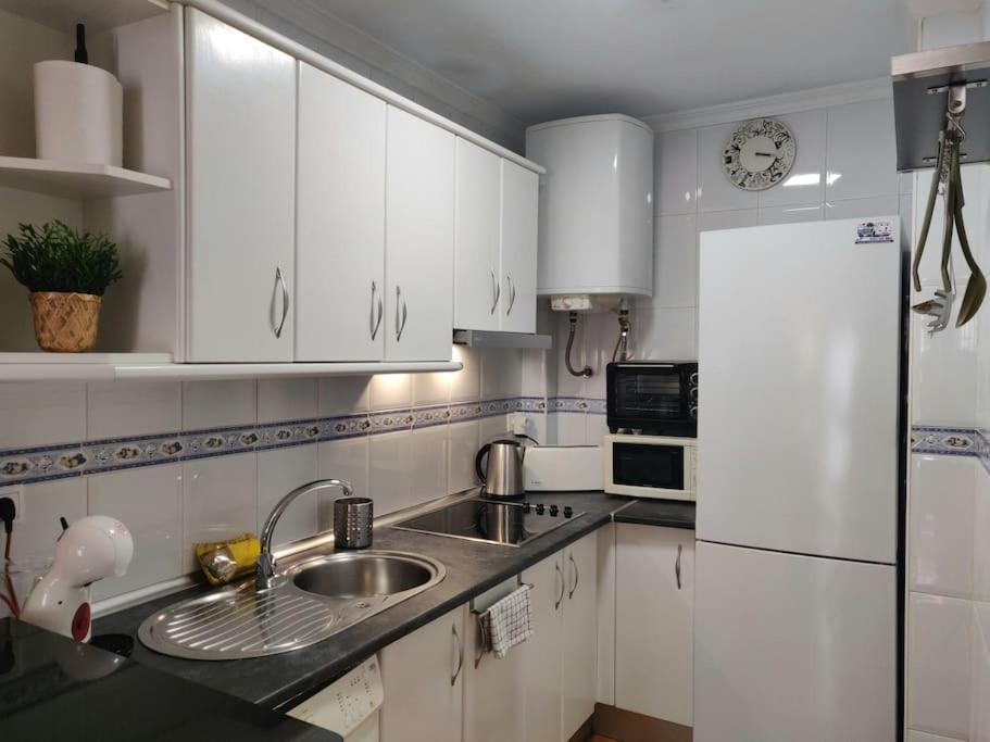 Apartamento Centrico En Fuengirola A 200 Metros De La Playa Exterior foto